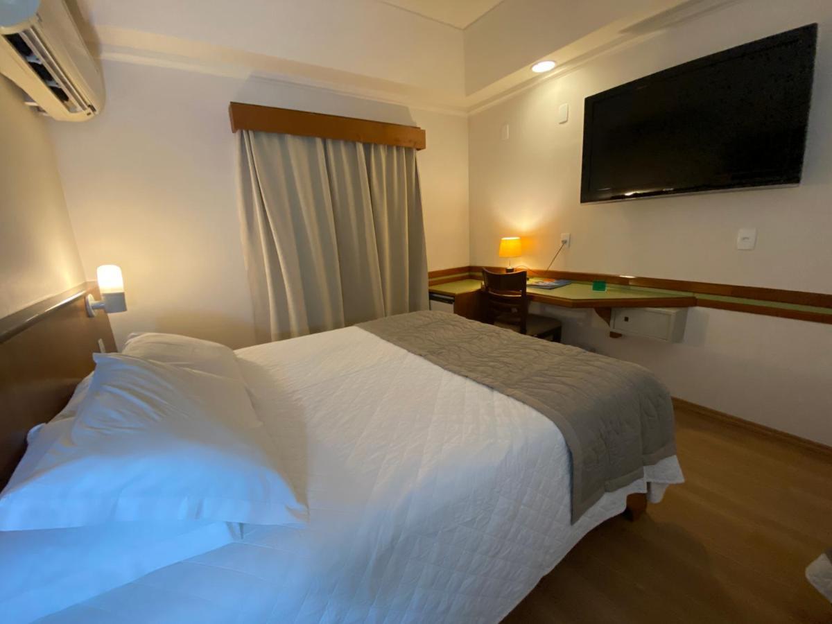 פוז דו איגואסו Hotel Bella Italia מראה חיצוני תמונה