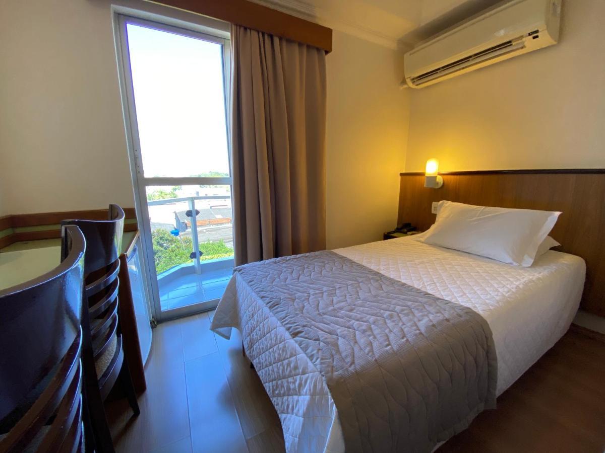 פוז דו איגואסו Hotel Bella Italia מראה חיצוני תמונה