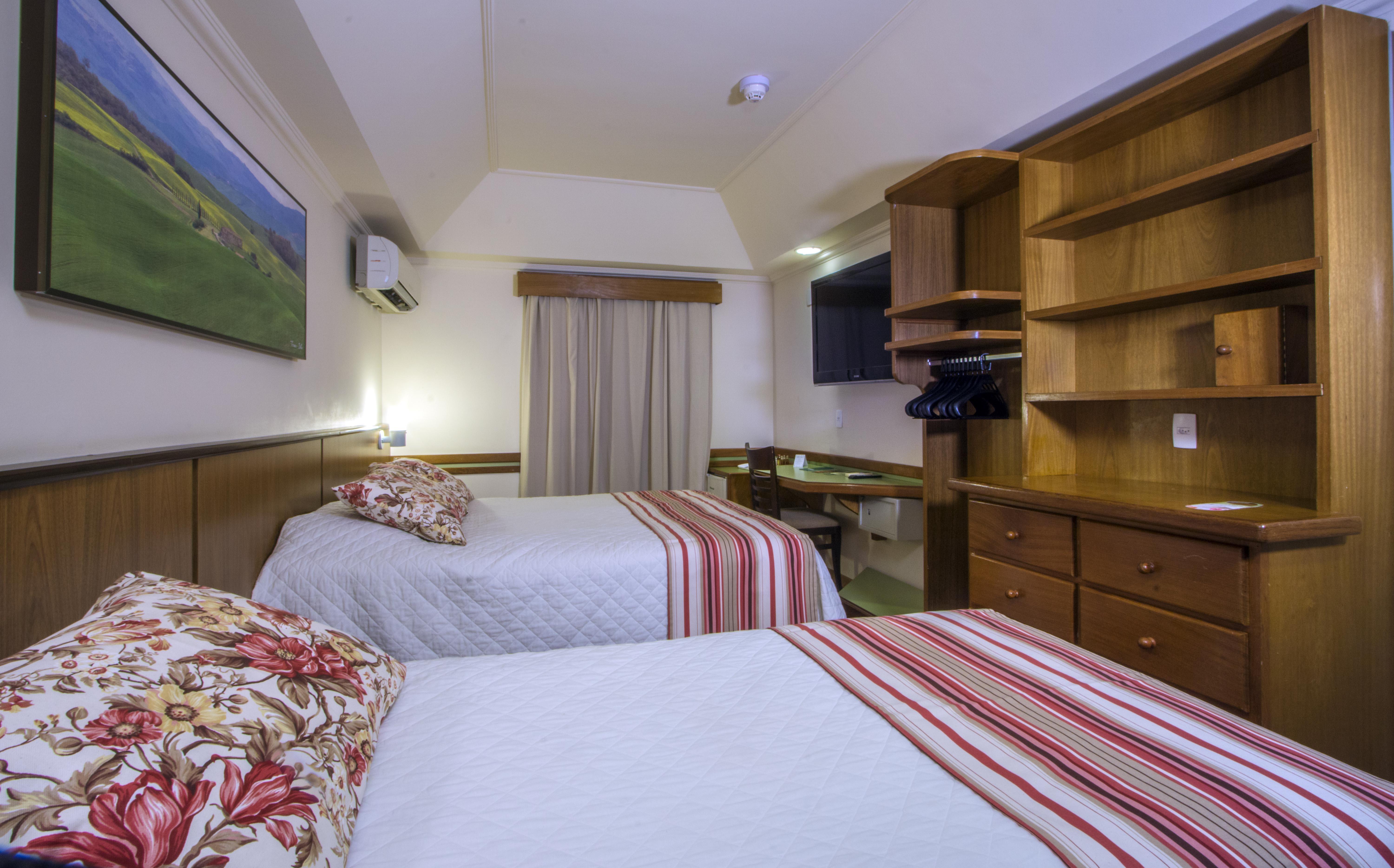 פוז דו איגואסו Hotel Bella Italia מראה חיצוני תמונה