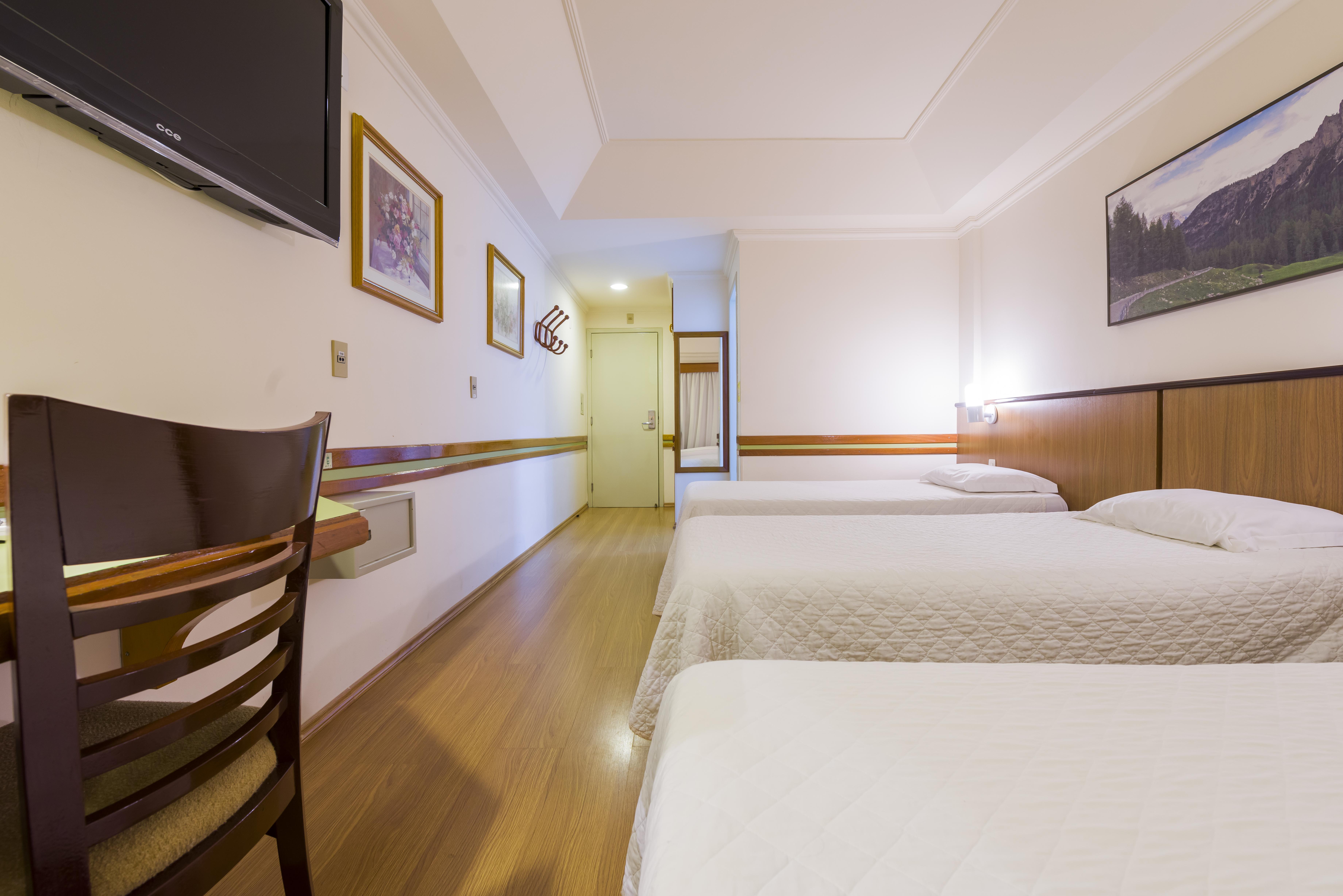 פוז דו איגואסו Hotel Bella Italia מראה חיצוני תמונה