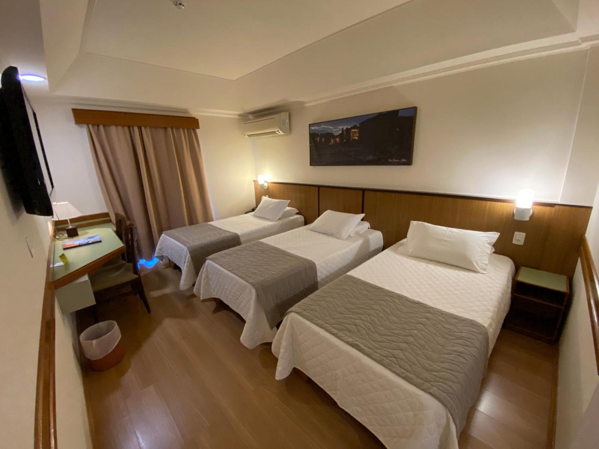 פוז דו איגואסו Hotel Bella Italia מראה חיצוני תמונה